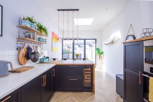 Photo 17- click for photo gallery